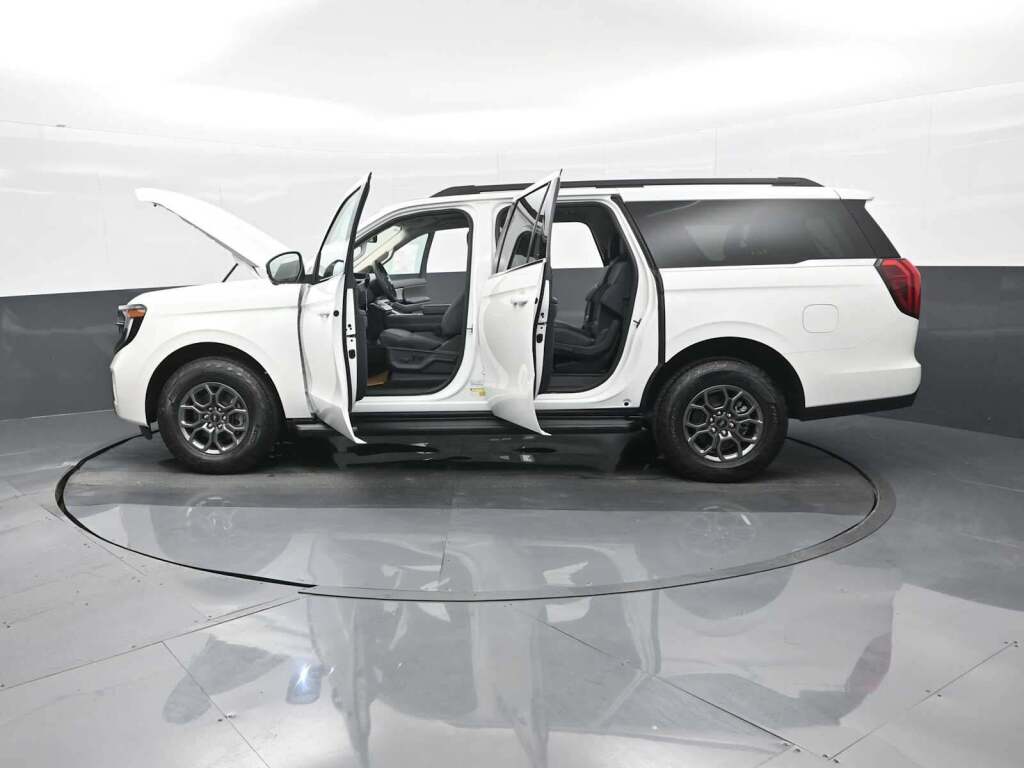 2025 Ford Expedition Active MAX