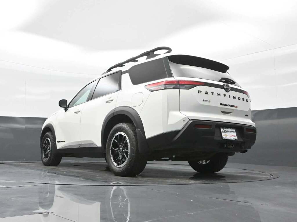2023 Nissan Pathfinder Rock Creek 4WD