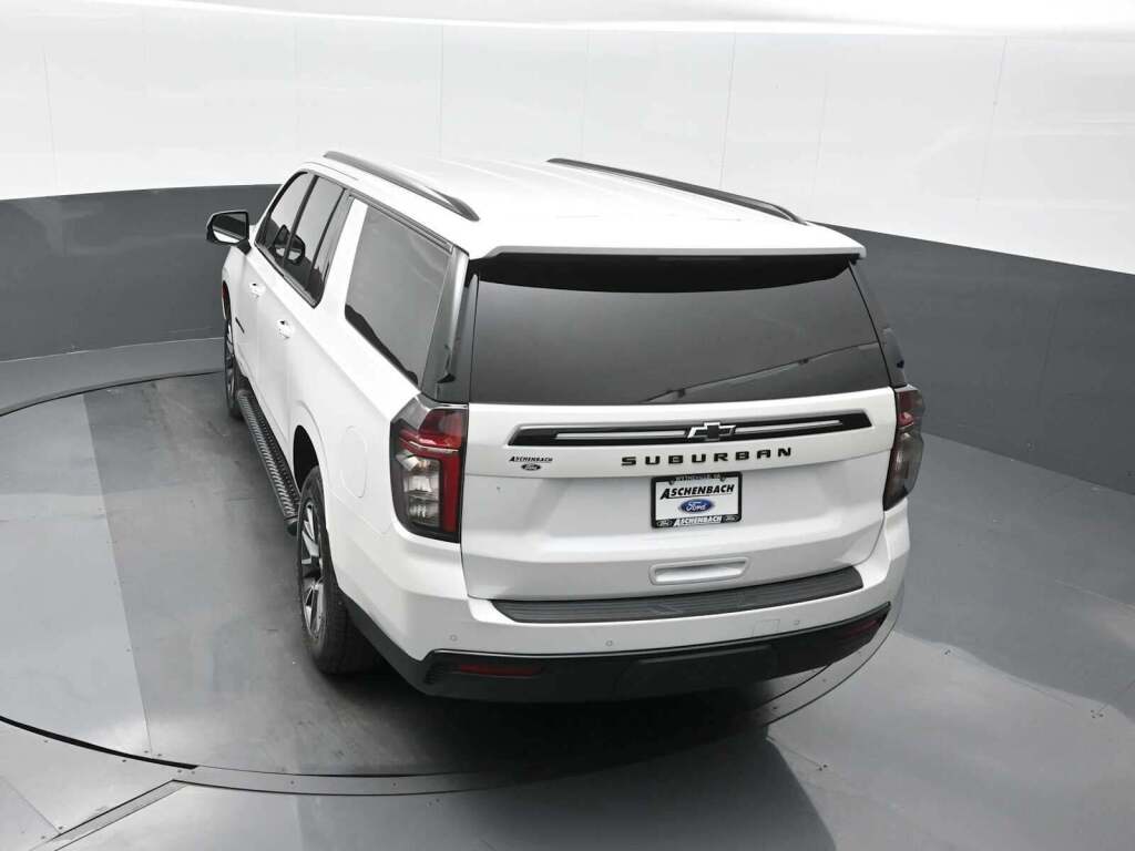 2023 Chevrolet Suburban Z71
