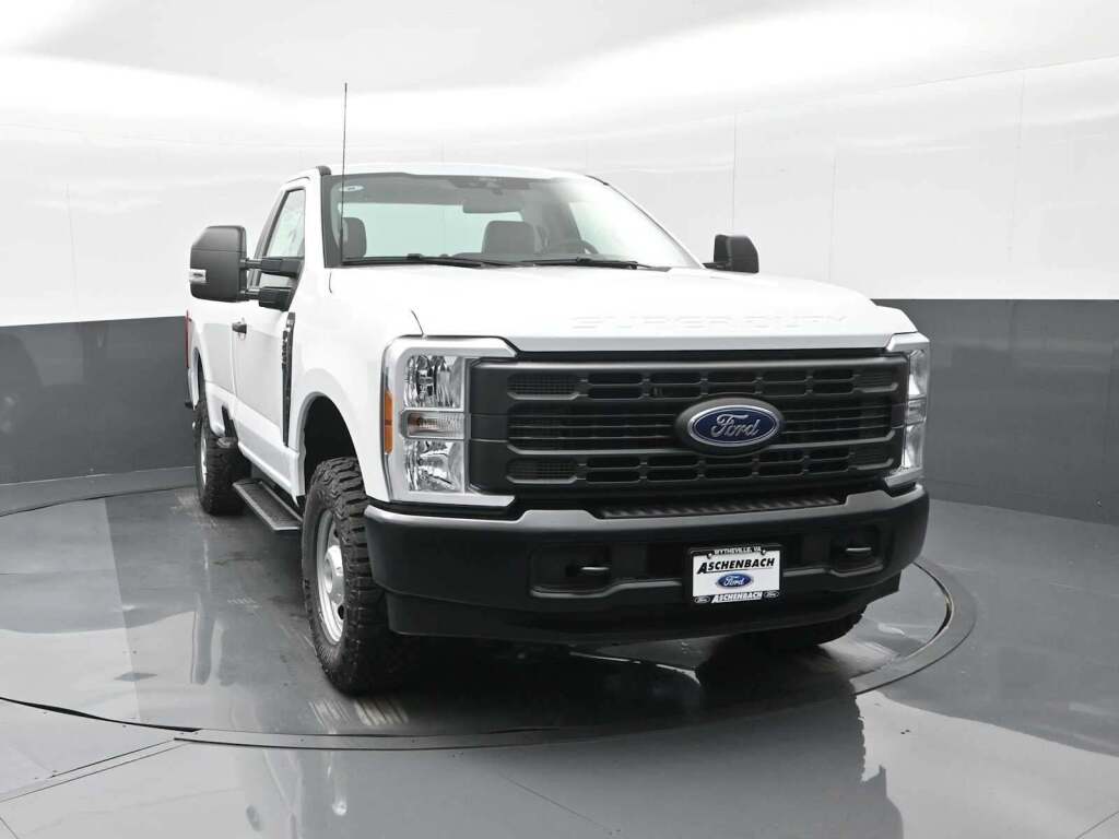 2025 Ford F-250 XL