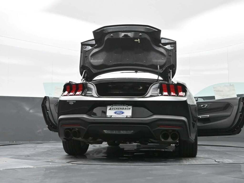 2025 Ford Mustang GT Fastback