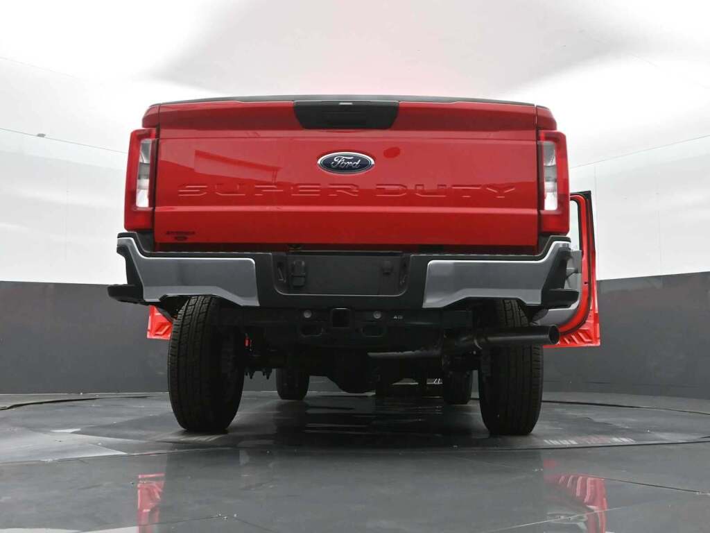 2025 Ford F-350 XLT