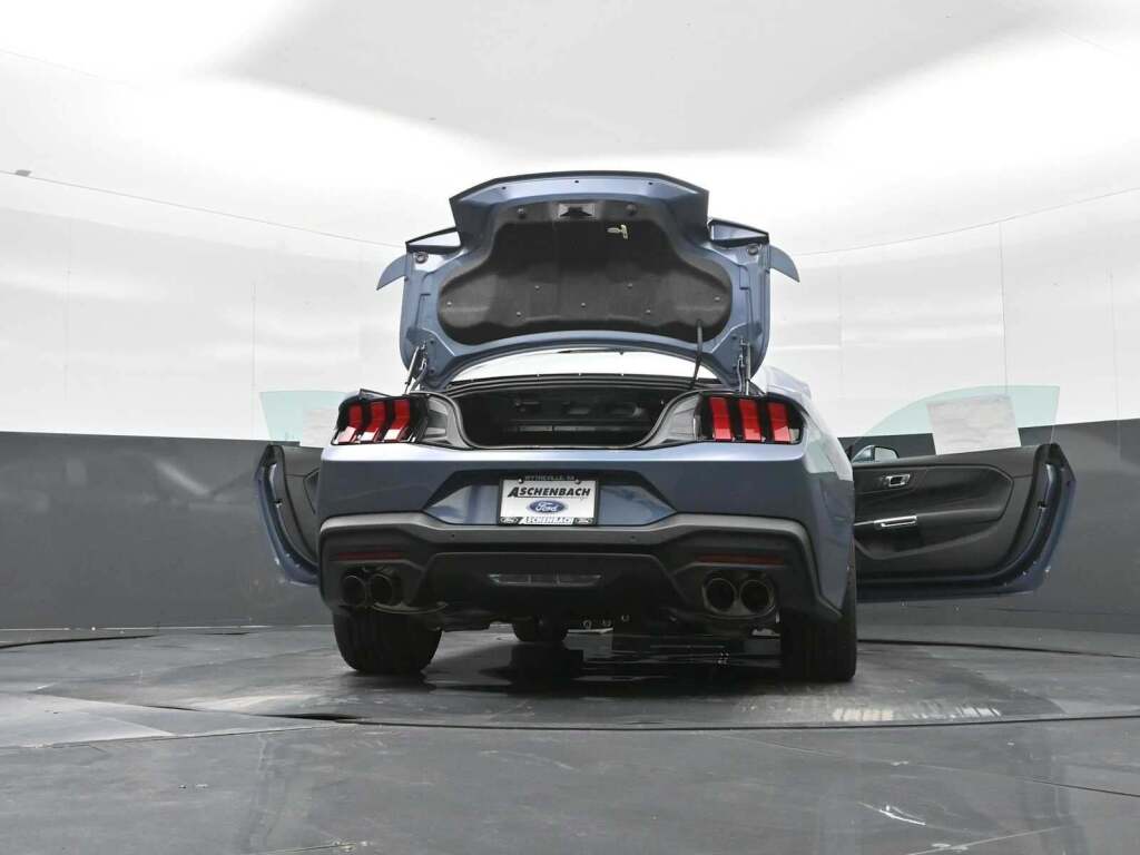 2025 Ford Mustang GT Premium Fastback