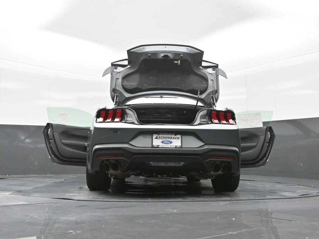 2025 Ford Mustang GT Premium Fastback