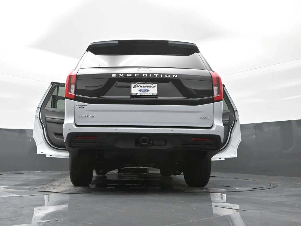 2025 Ford Expedition Active MAX