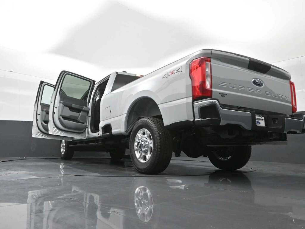 2026 Ford F-350 XLT