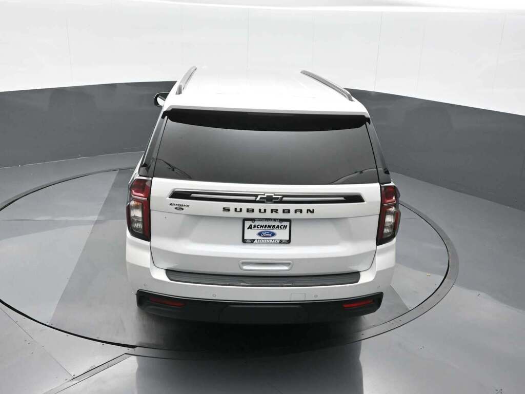 2023 Chevrolet Suburban Z71