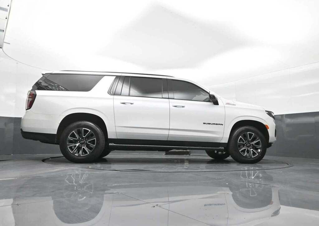 2023 Chevrolet Suburban Z71
