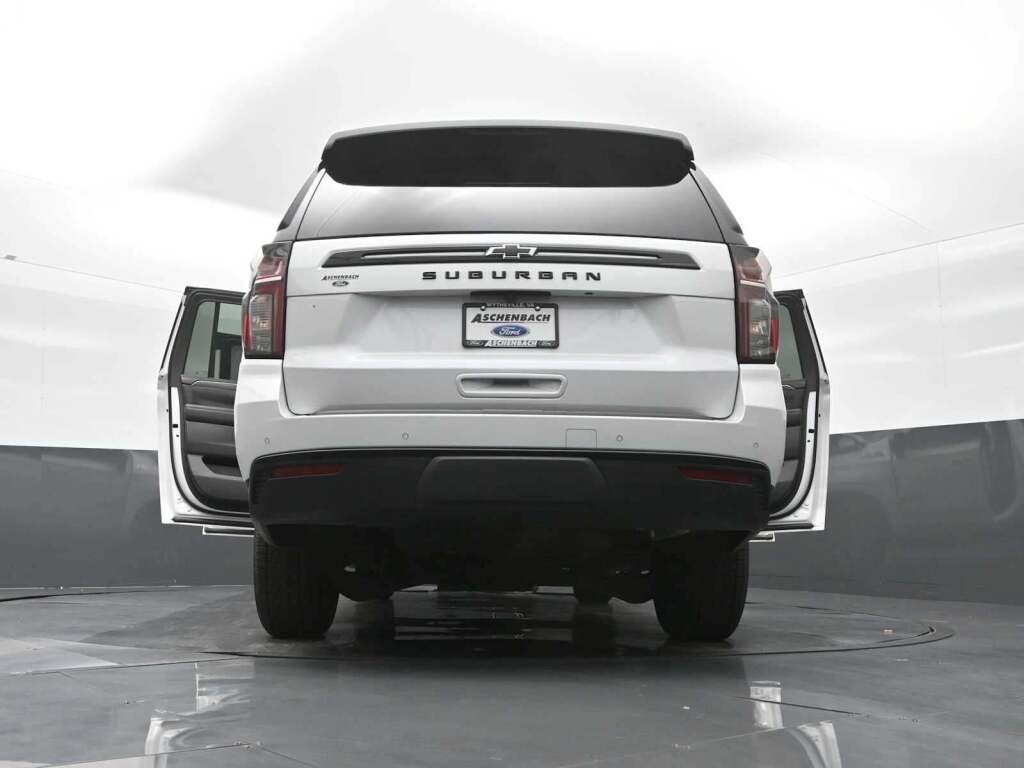 2023 Chevrolet Suburban Z71