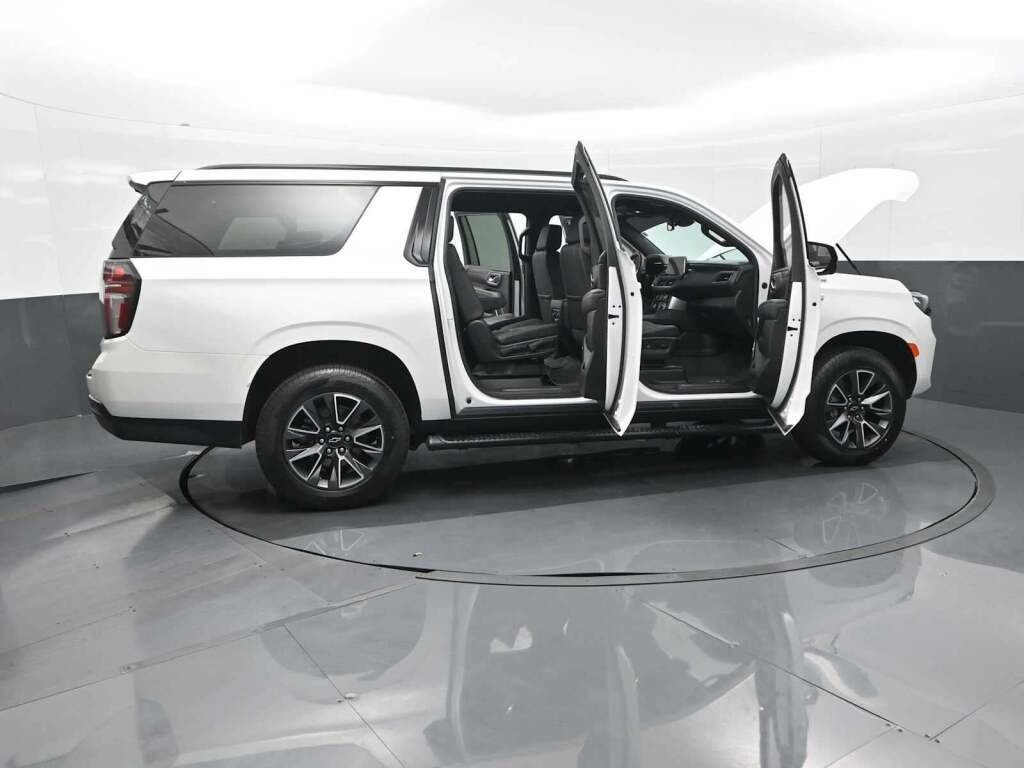 2023 Chevrolet Suburban Z71