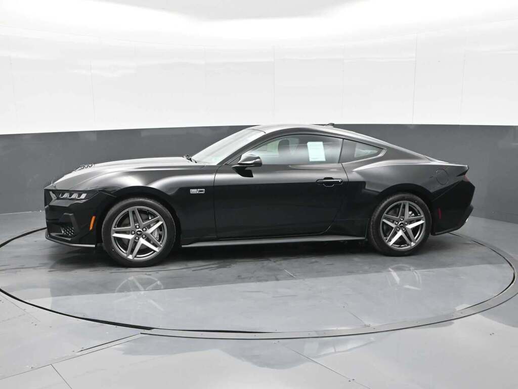 2025 Ford Mustang GT Fastback