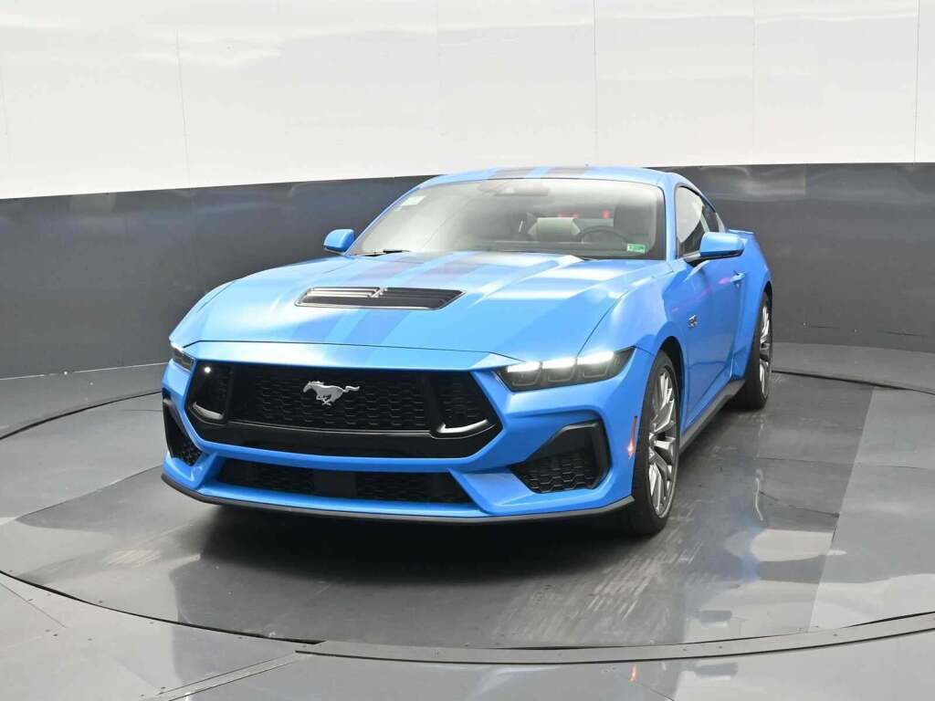 2025 Ford Mustang GT Premium Fastback