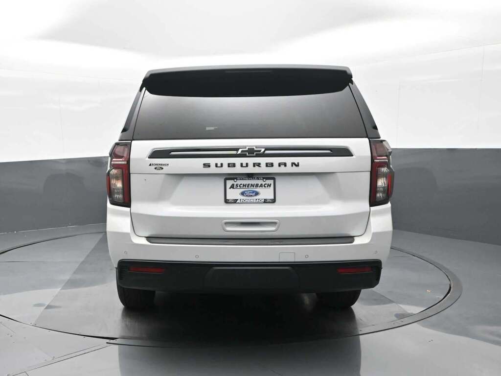 2023 Chevrolet Suburban Z71