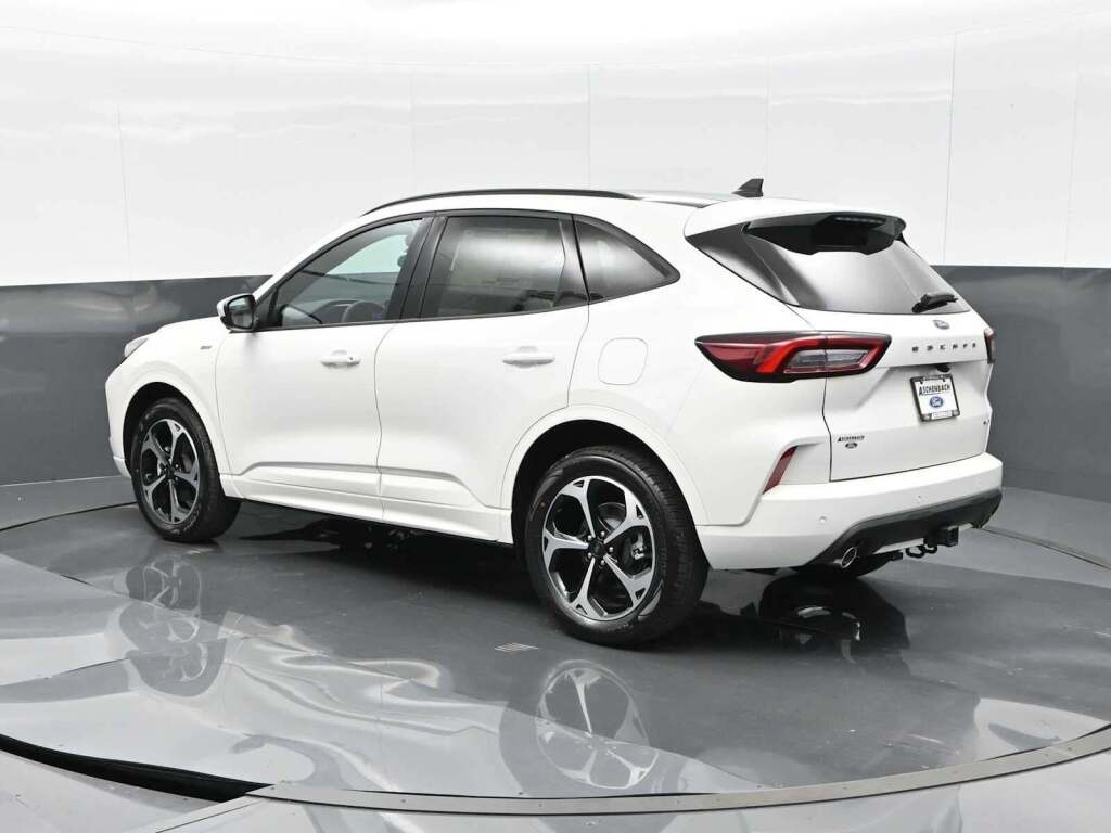 2024 Ford Escape ST-Line Select