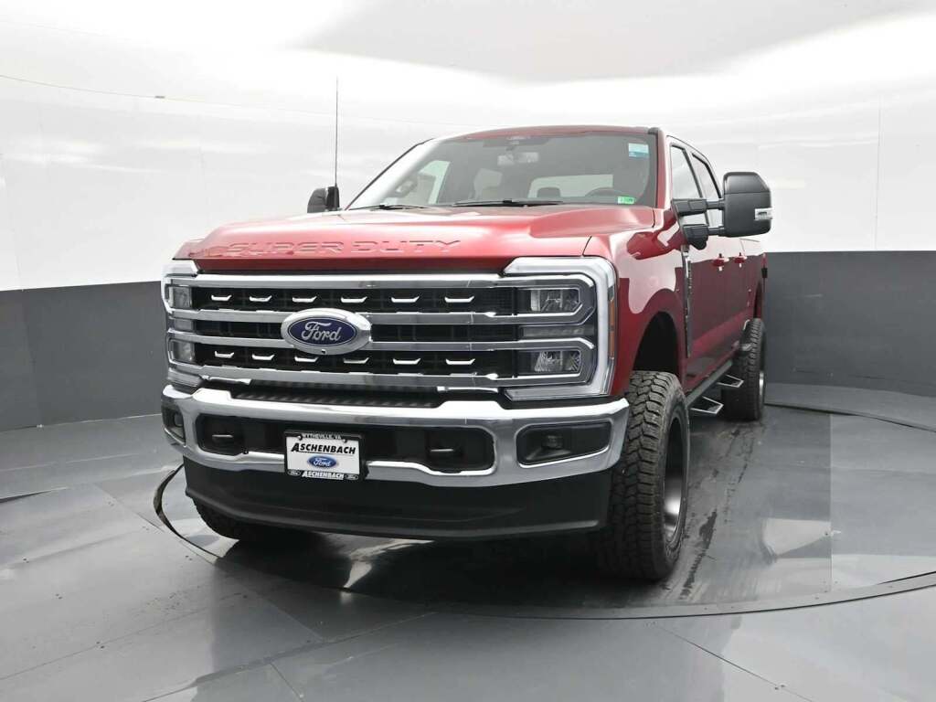 2025 Ford F-250 LARIAT