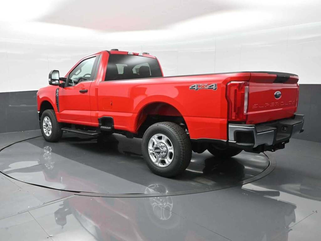 2025 Ford F-350 XLT