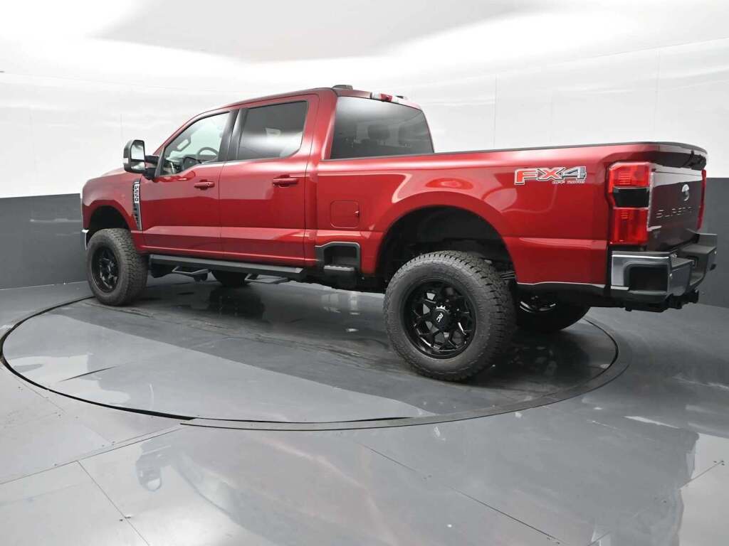 2025 Ford F-250 LARIAT