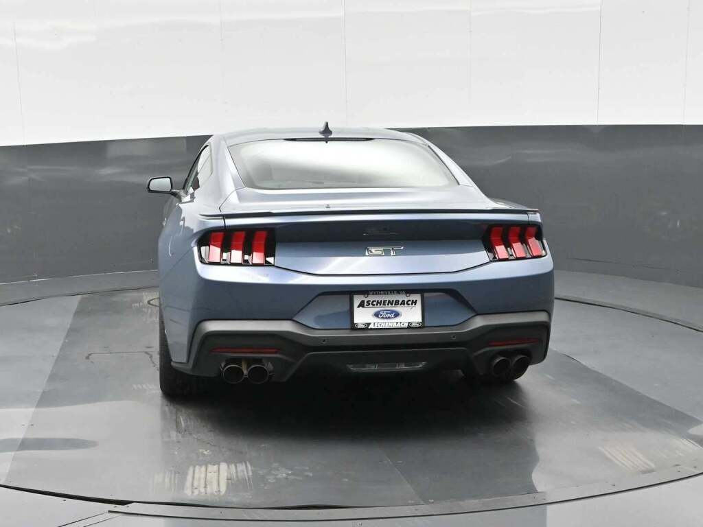 2025 Ford Mustang GT Premium Fastback