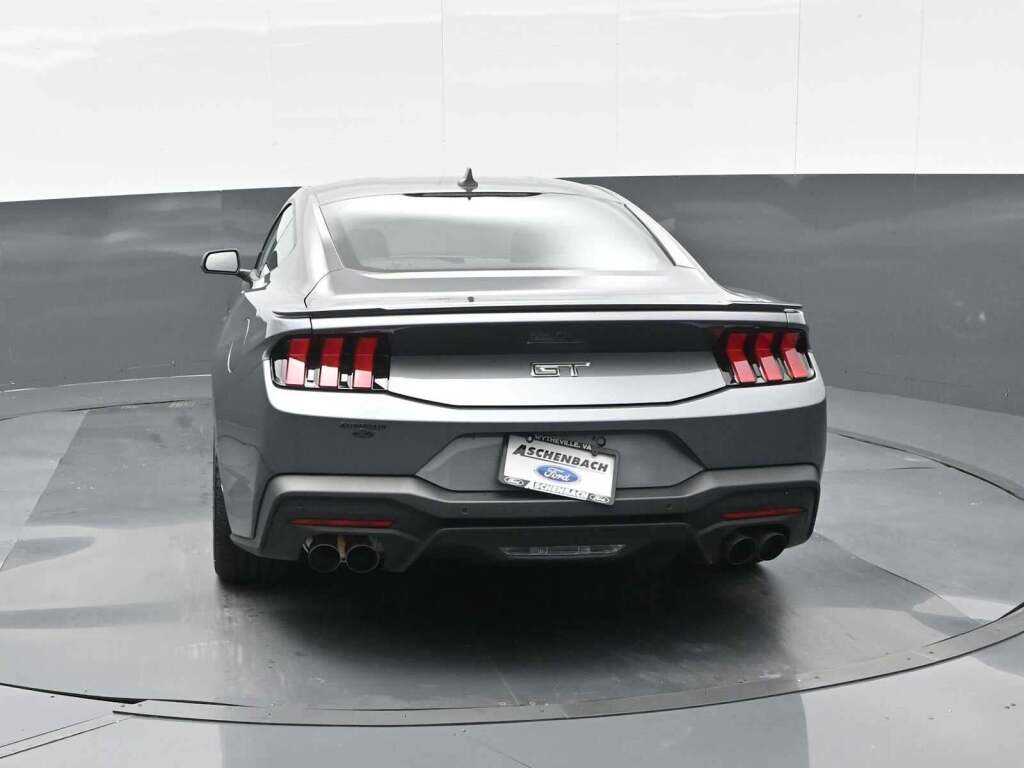 2025 Ford Mustang GT Premium Fastback