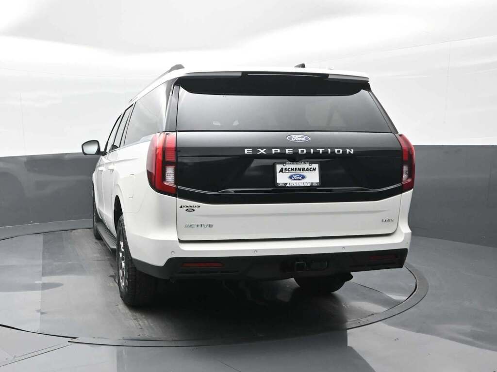 2025 Ford Expedition Active MAX