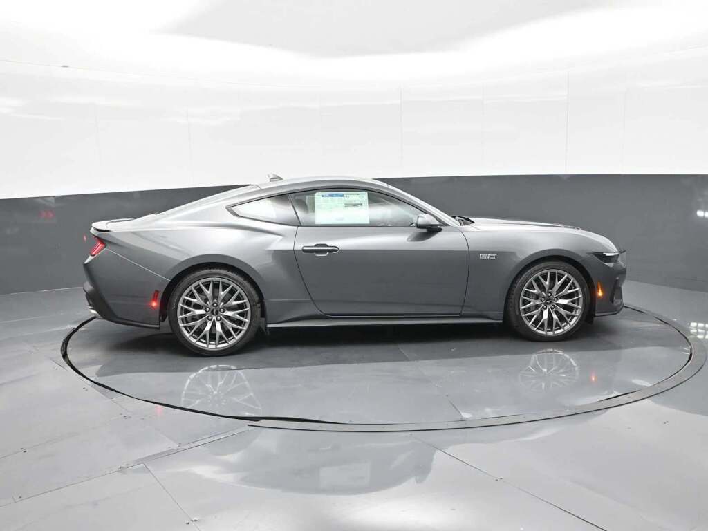 2025 Ford Mustang GT Premium Fastback