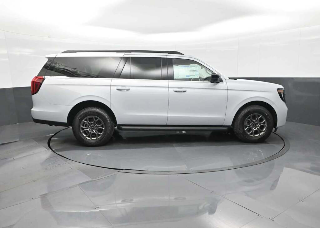2025 Ford Expedition Active MAX