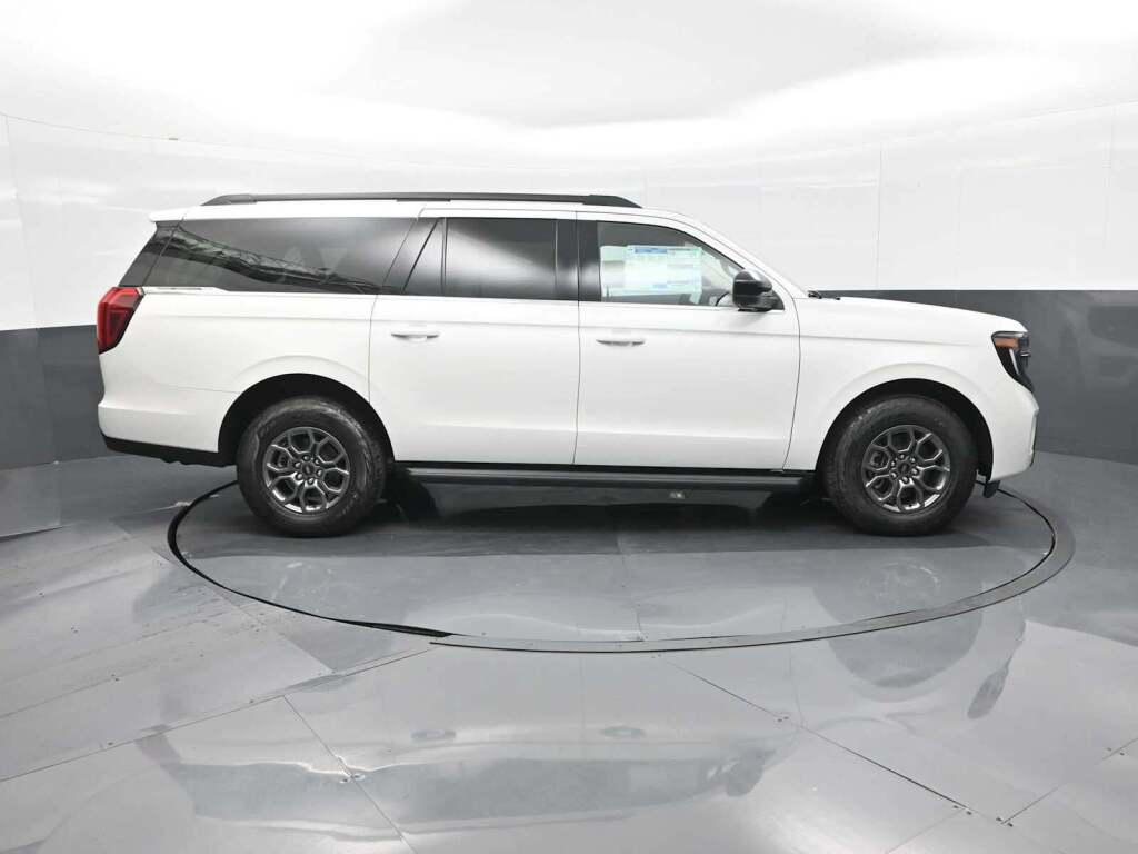 2025 Ford Expedition Active MAX