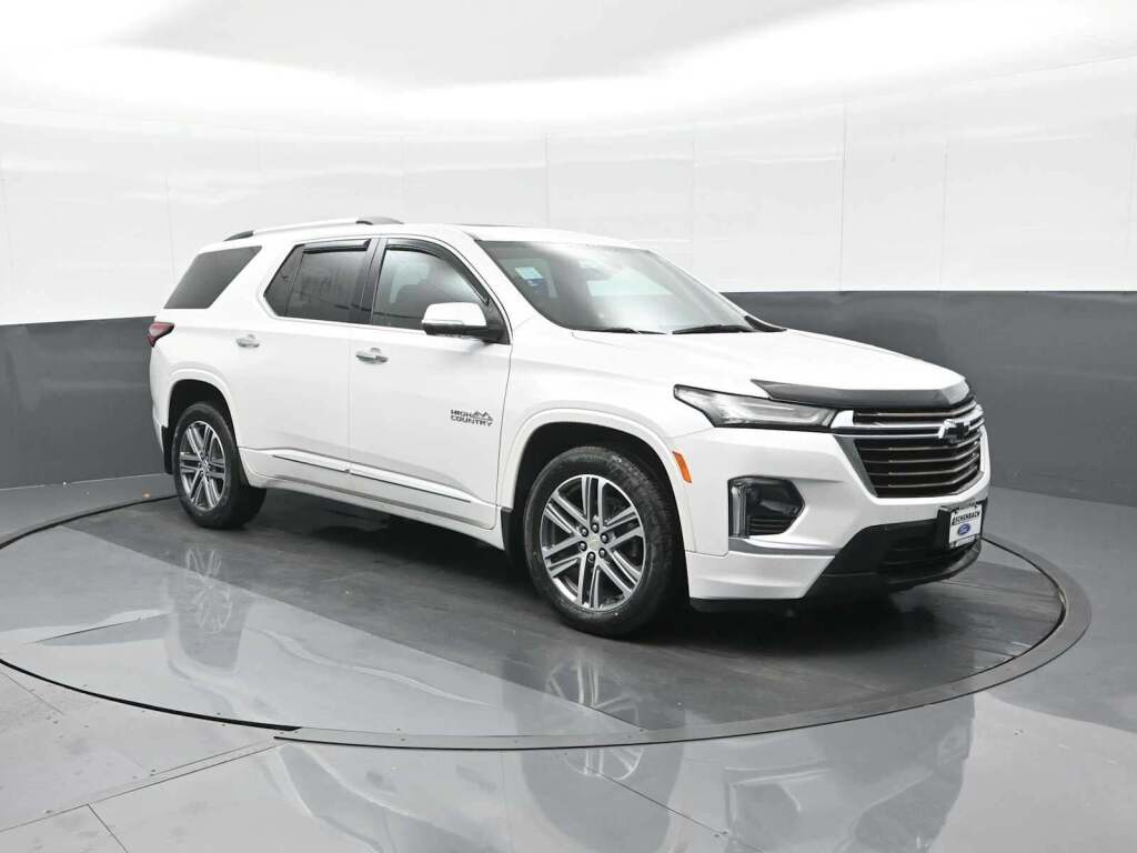 2023 Chevrolet Traverse High Country