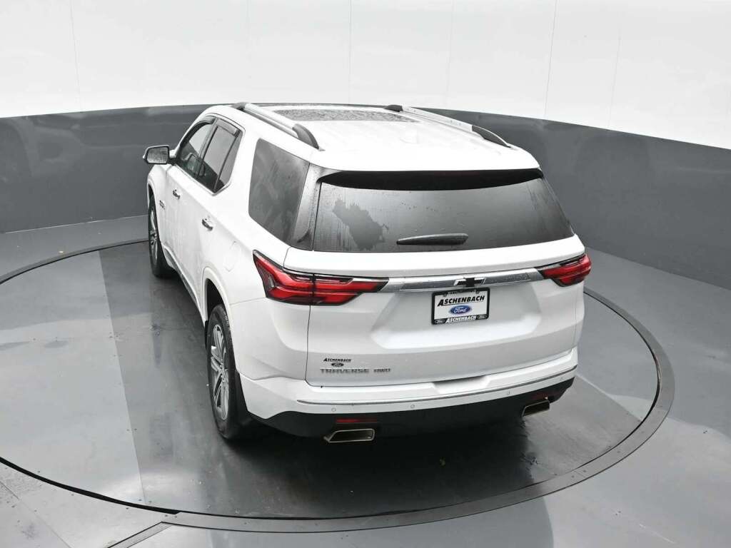 2023 Chevrolet Traverse High Country