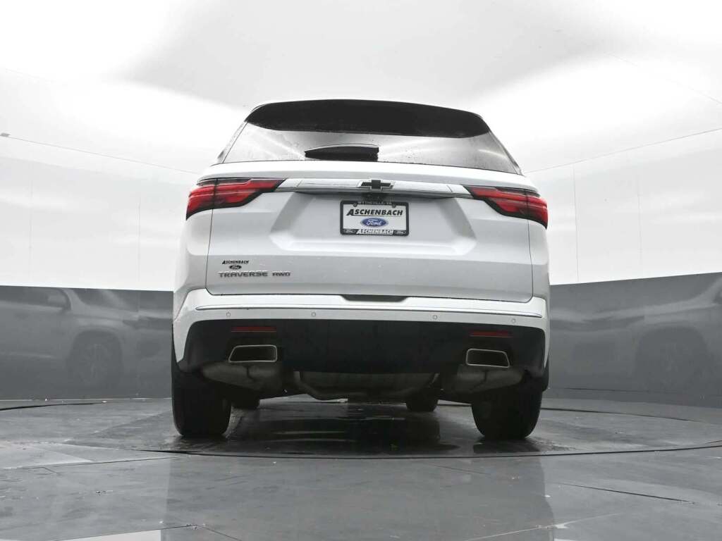 2023 Chevrolet Traverse High Country