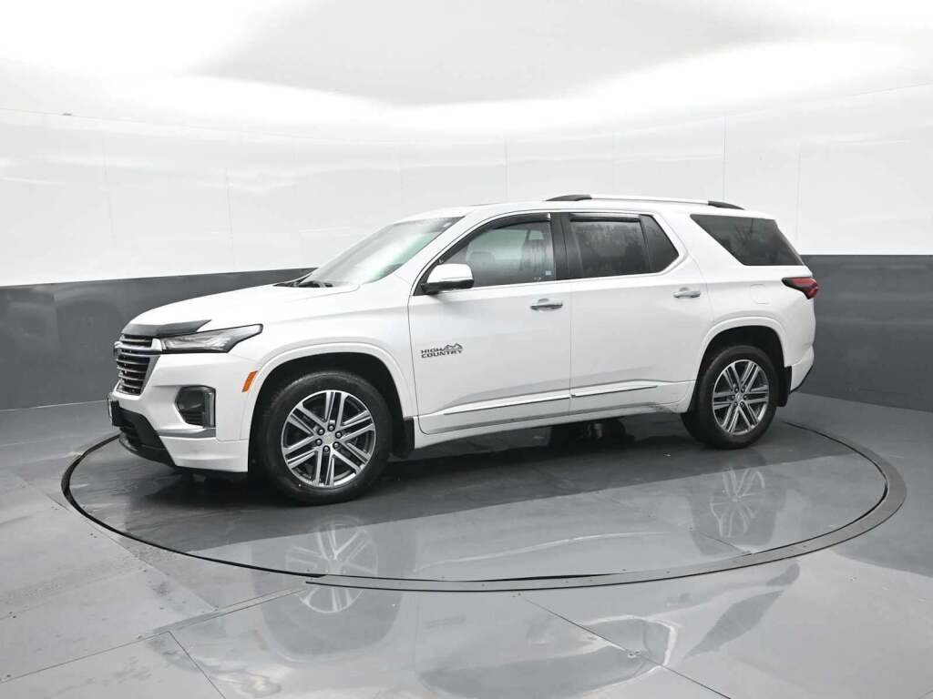 2023 Chevrolet Traverse High Country
