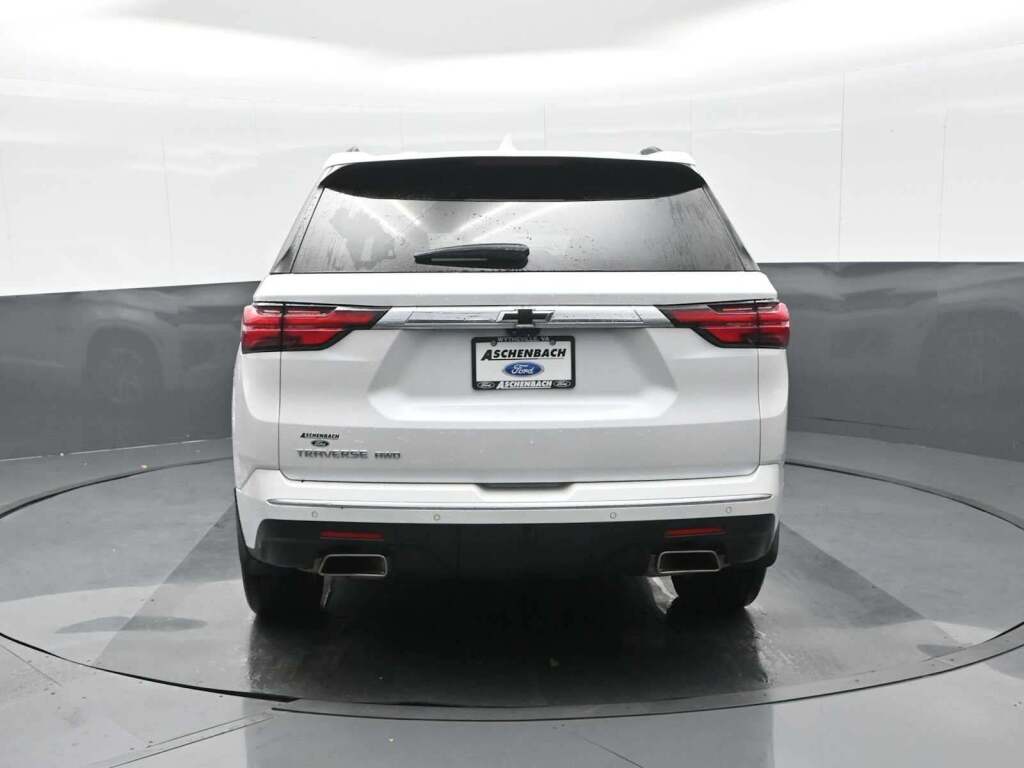 2023 Chevrolet Traverse High Country