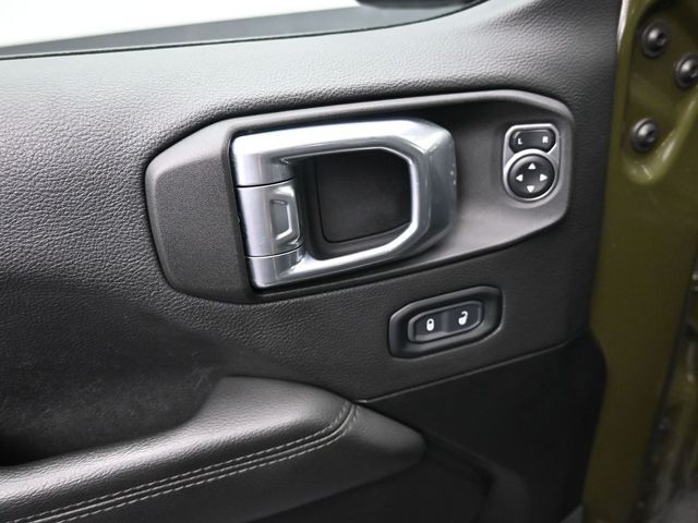 2021 Jeep Wrangler Unlimited Sahara Altitude 4x4