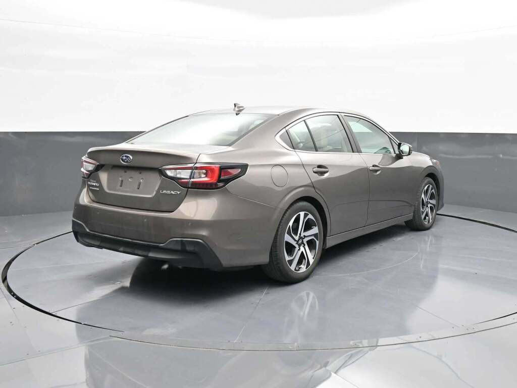 2022 Subaru Legacy Limited