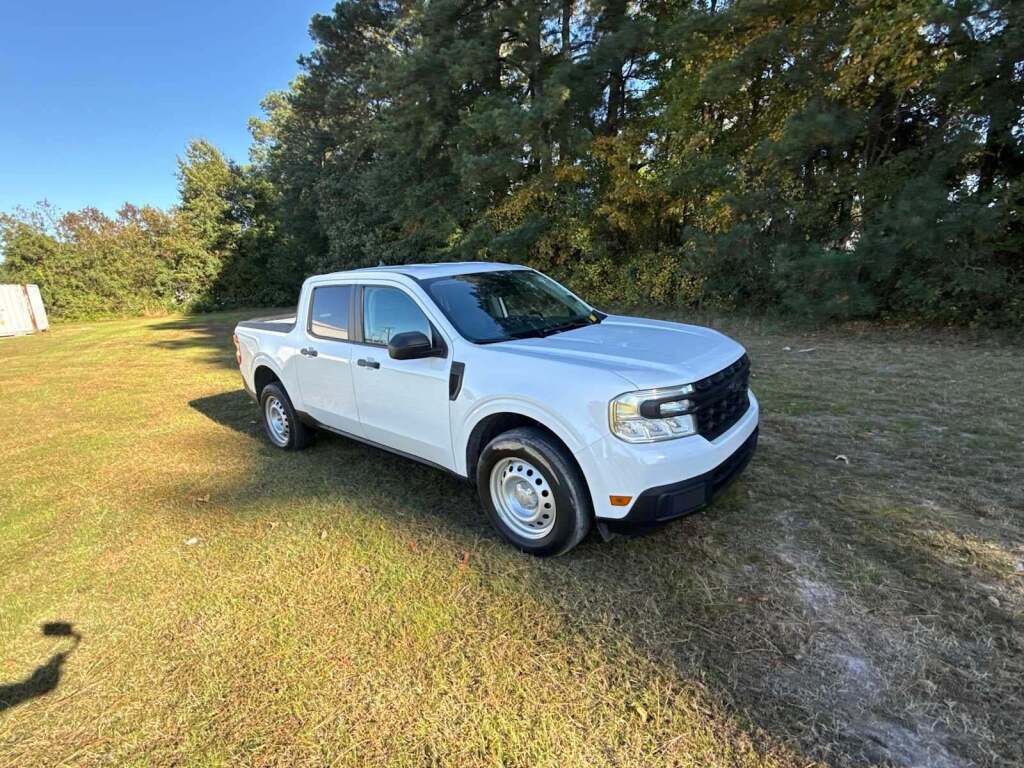 2023 Ford Maverick XL