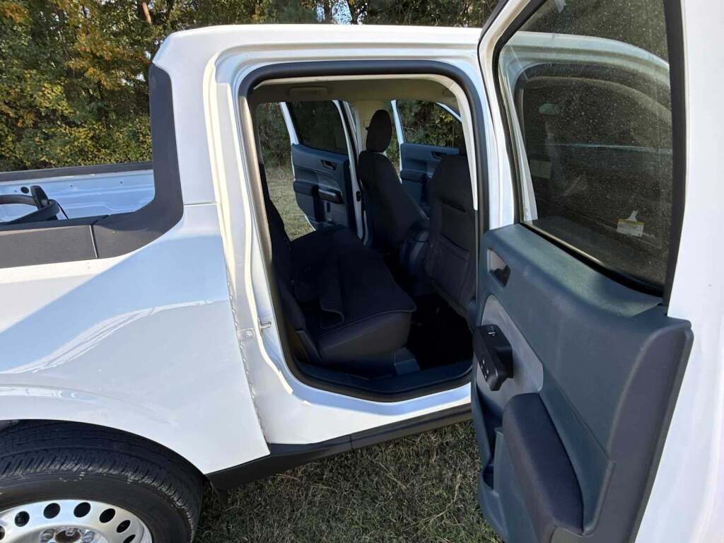 2023 Ford Maverick XL