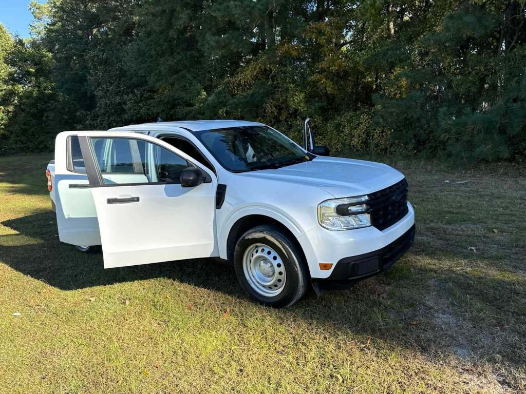 2023 Ford Maverick XL