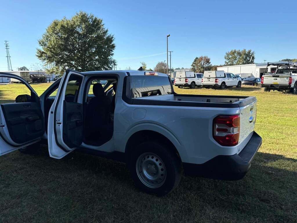 2023 Ford Maverick XL