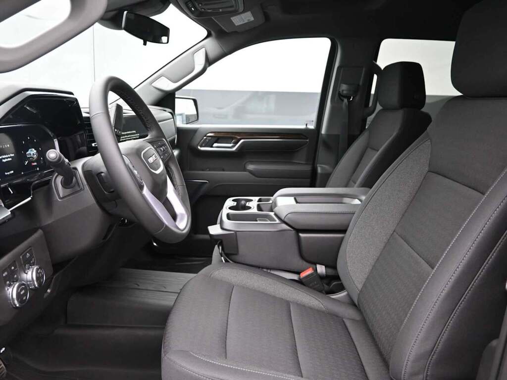 2026 GMC Sierra 1500 Crew Cab, Short Bed, Elevation, 4WD