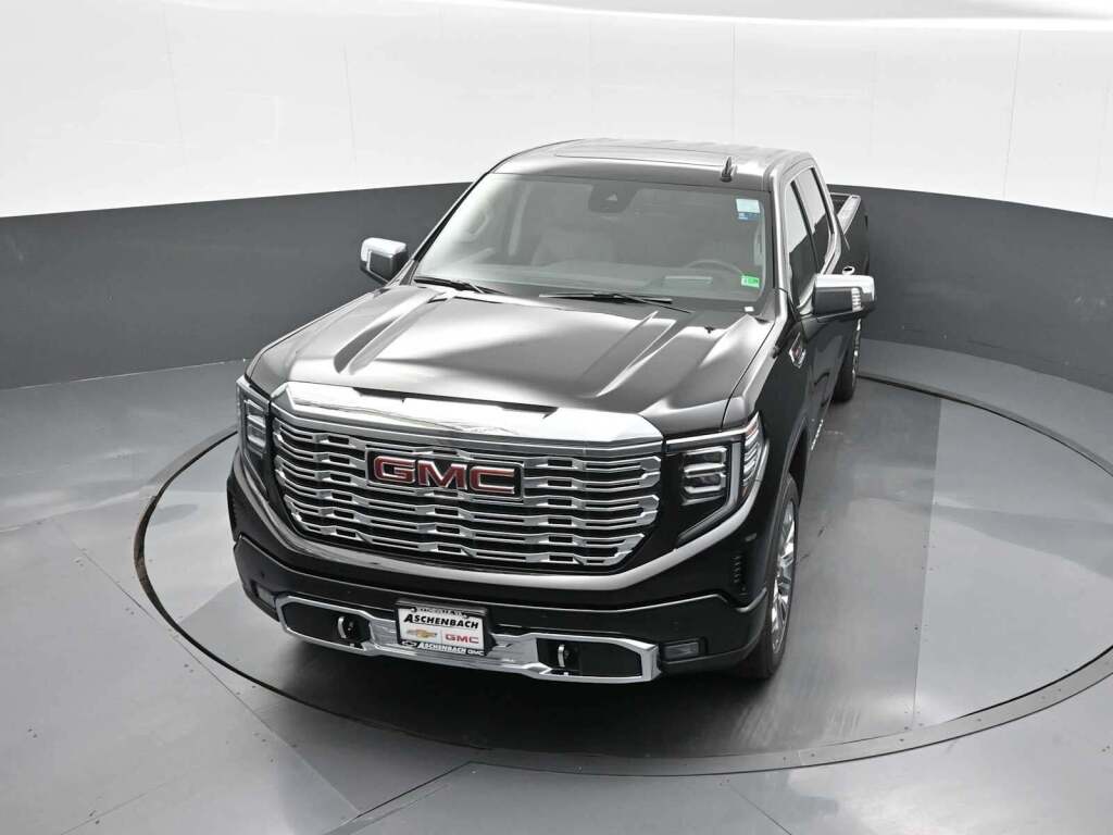 2026 GMC Sierra 1500 Crew Cab, Standard Bed, Denali, 4WD