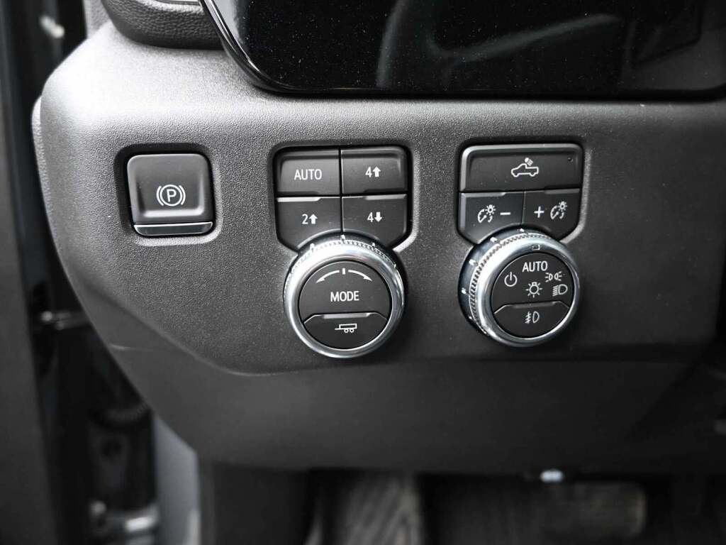 2026 GMC Sierra 1500 Crew Cab, Short Bed, Elevation, 4WD