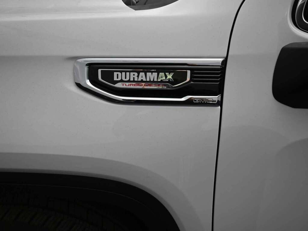 2026 GMC Sierra 1500 Crew Cab, Short Bed, SLT, 4WD