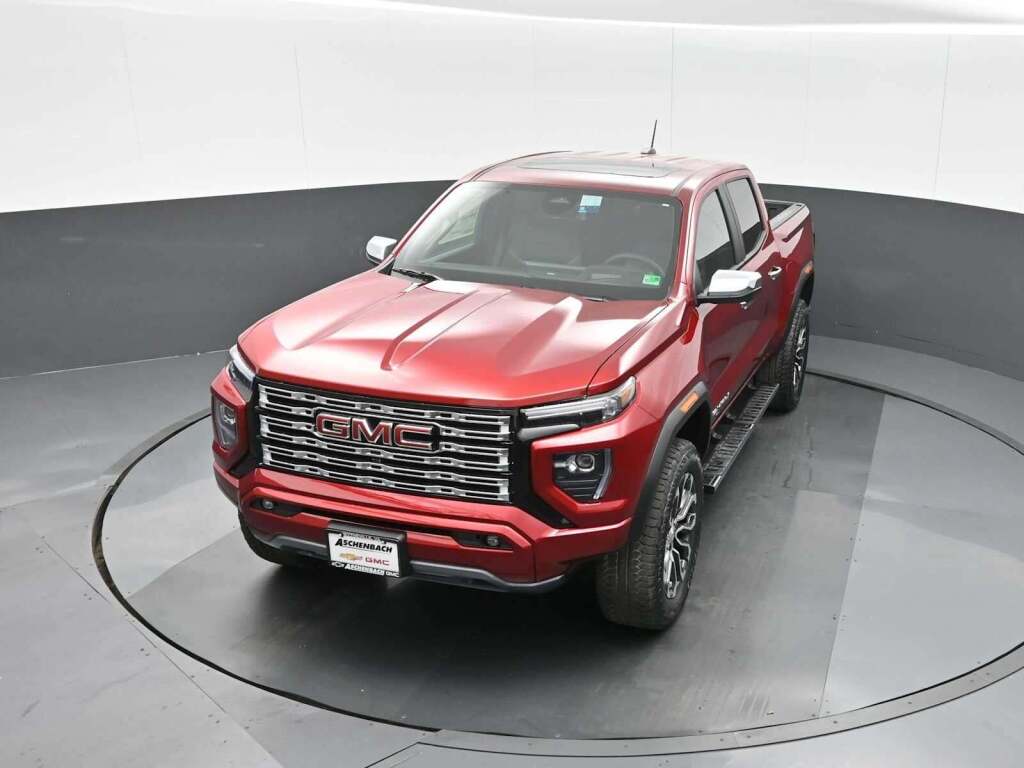 2026 GMC Canyon Denali, 4WD