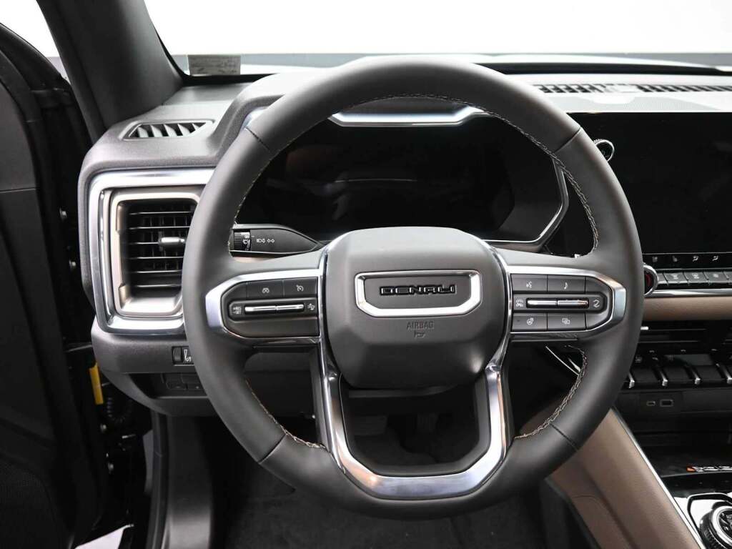 2026 GMC Canyon Denali, 4WD