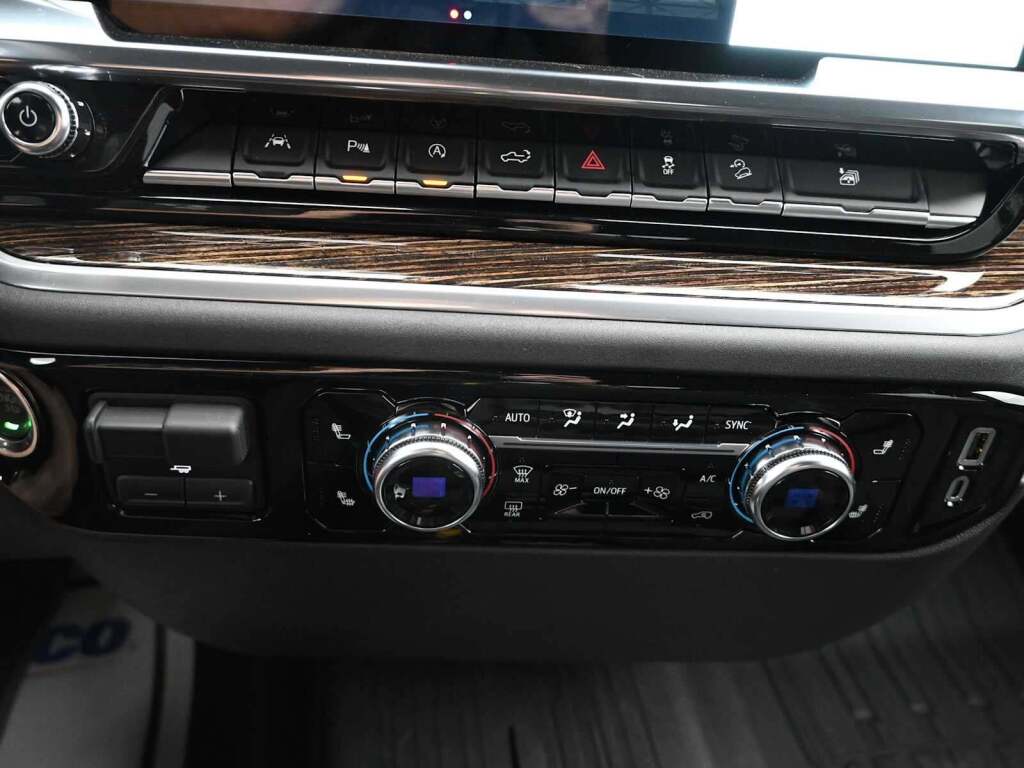 2026 GMC Sierra 1500 Crew Cab, Short Bed, SLE, 4WD