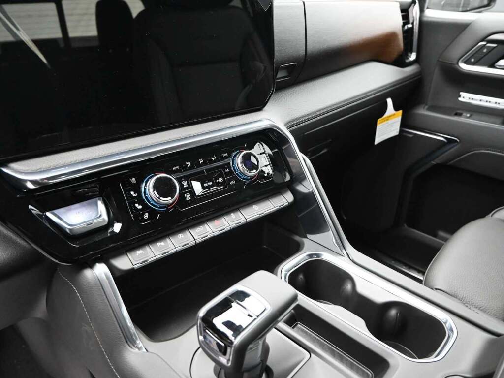 2026 GMC Sierra 1500 Crew Cab, Short Bed, Denali, 4WD