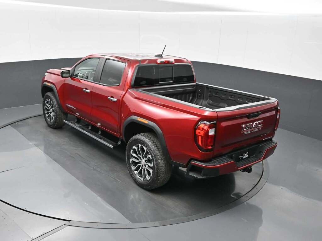 2026 GMC Canyon Denali, 4WD