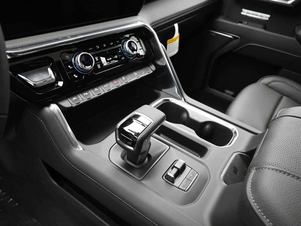 2026 GMC Sierra 1500 Crew Cab, Short Bed, Denali, 4WD