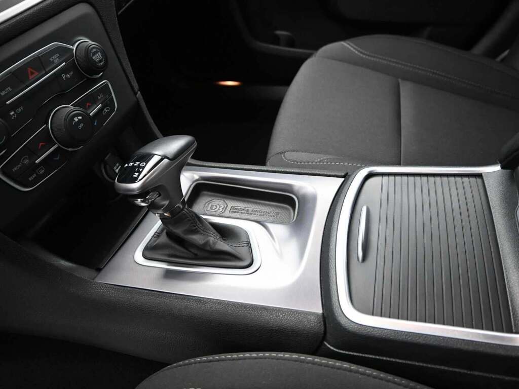 2020 Dodge Charger SXT RWD