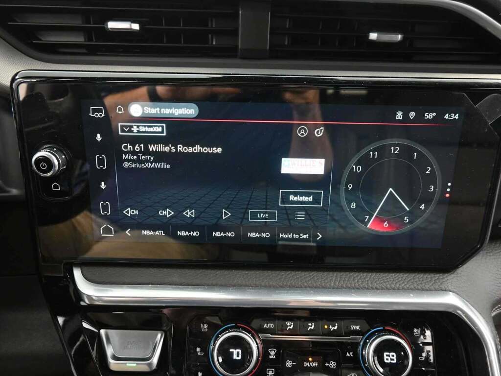 2023 GMC Sierra 1500 4WD Crew Cab Standard Box Denali